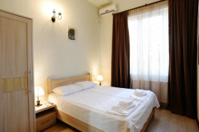 Tunti's Apartments